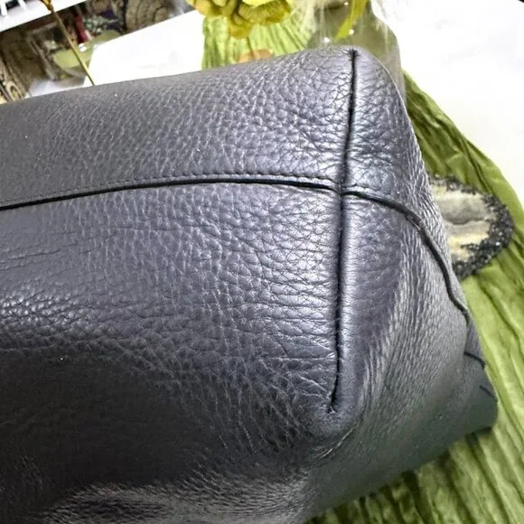 Prada Black Leather Tote Bag Large Shoulder Bag Gold Hardware Authentic - Picture 8 of 15